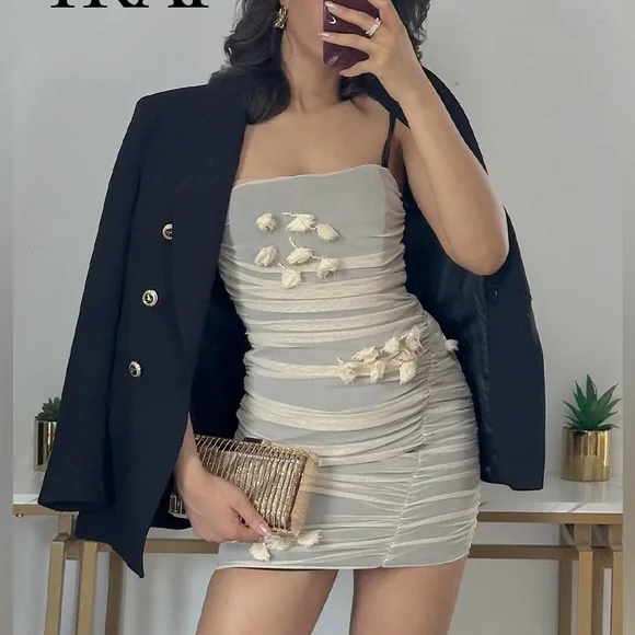 Zara NWT flower appliqué ruched mesh tulle spaghetti strap mini dress - Picture 6 of 9